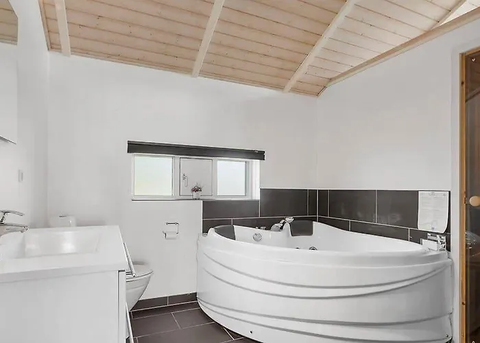 Sj301-hejls-teglgardsvej-3 Holiday home *